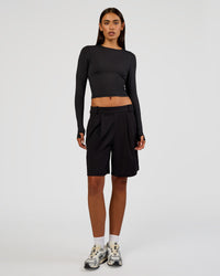 Woman wearing All Day Long Sleeve Tee - Black | Model:Ruby | Size:S